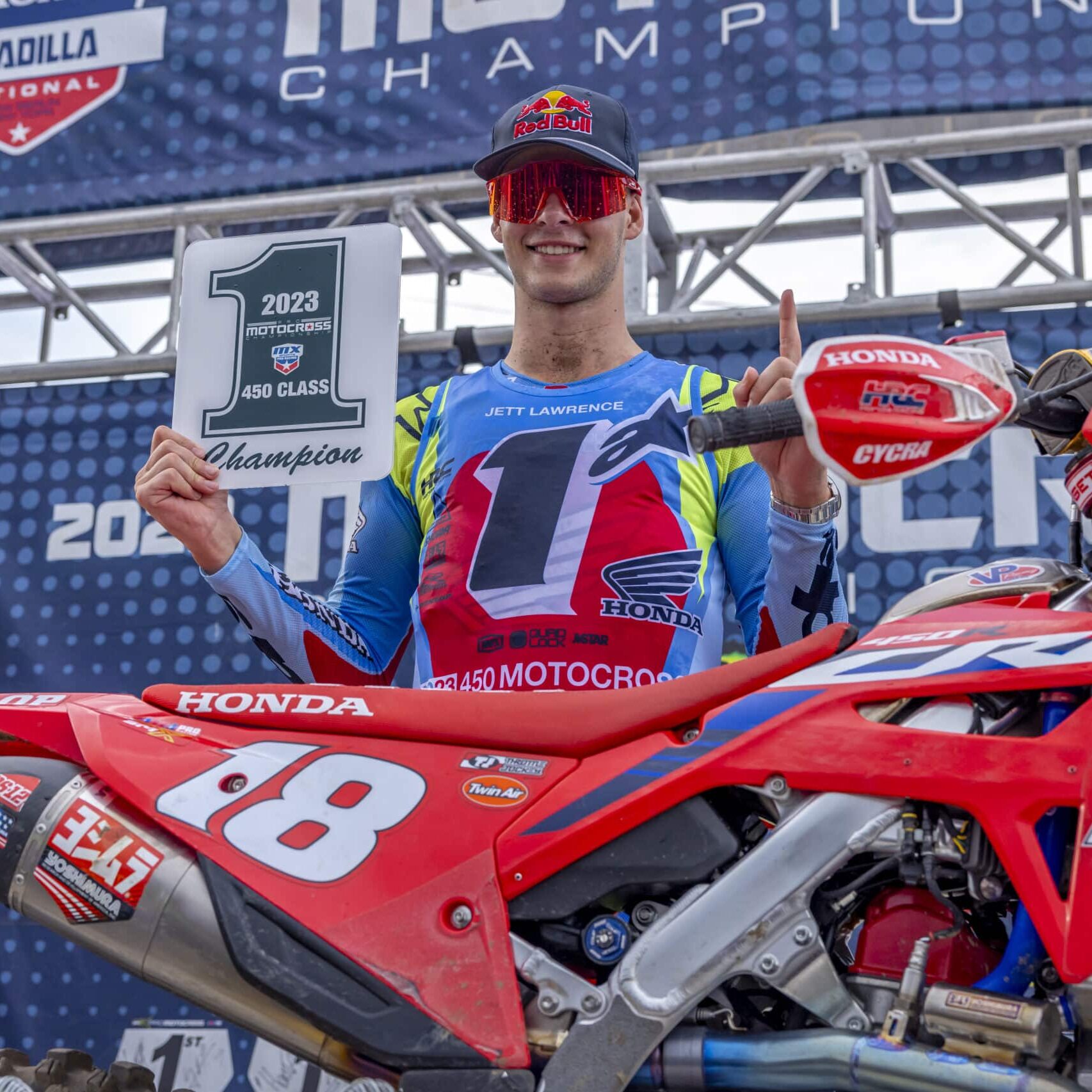 Jett Lawrence wins the 2023 450MX title